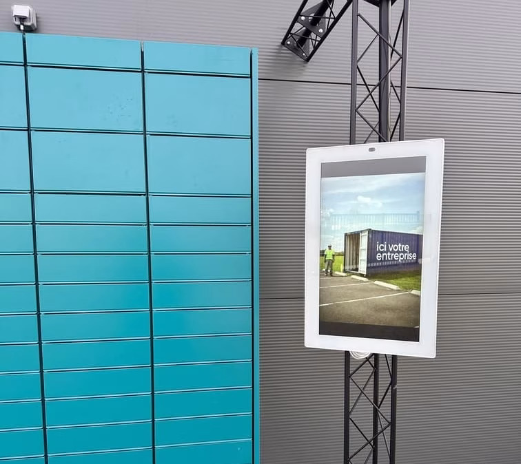 Encart publicitaire LocMyBox