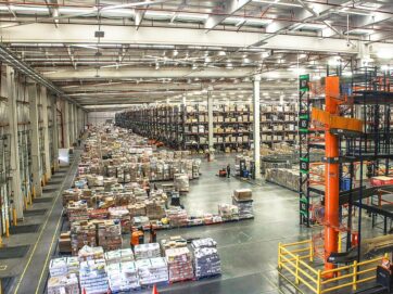 stockage d'entreprise, logistique, distribution, livraison, réception, marchandises, colis
